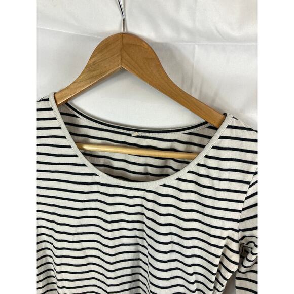 Cable & Gauge Bundle of 2 Woman's Tops Size Small - Picture 3 of 4